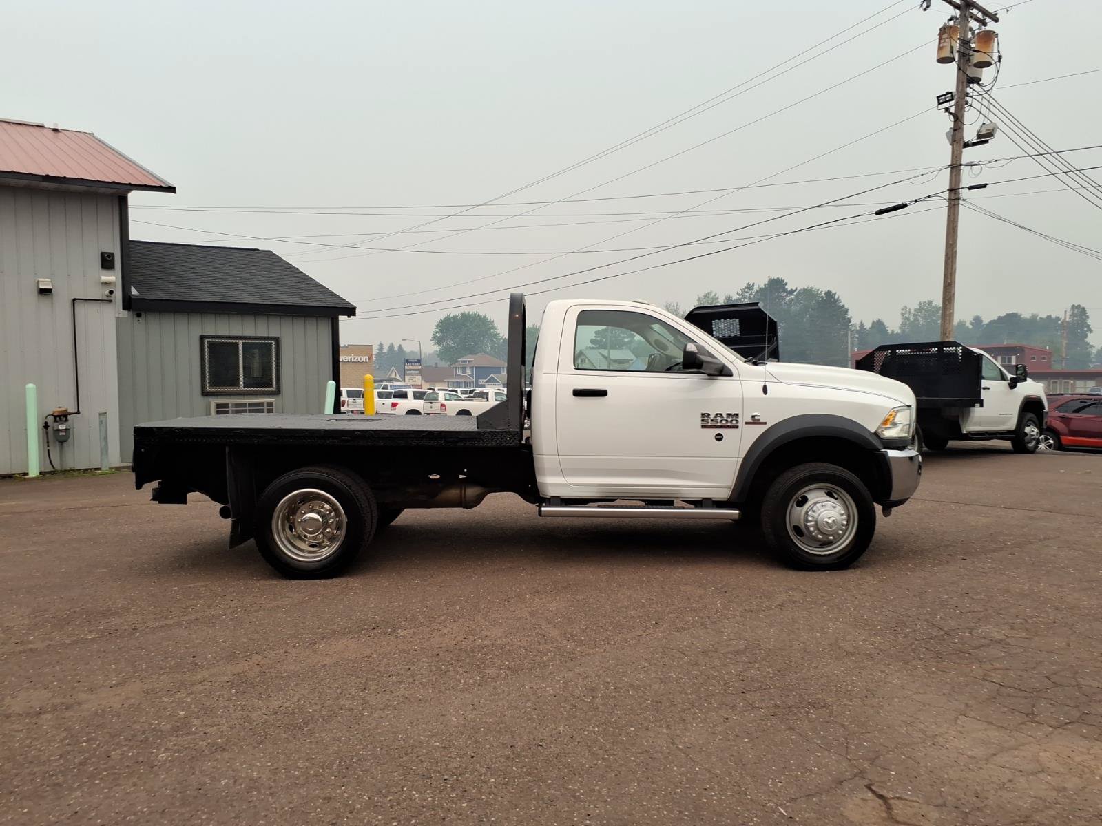 Used 2018 RAM 5500 Tradesman w/ Power & Remote Entry Group AWD/4WD image 7