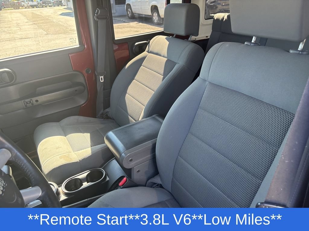 Used 2008 Jeep Wrangler Unlimited Sahara AWD/4WD image 15