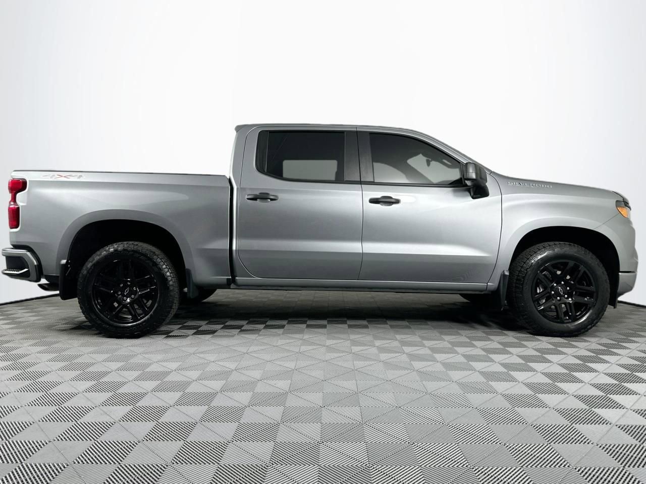 Used 2024 Chevrolet Silverado 1500 Custom AWD/4WD image 25