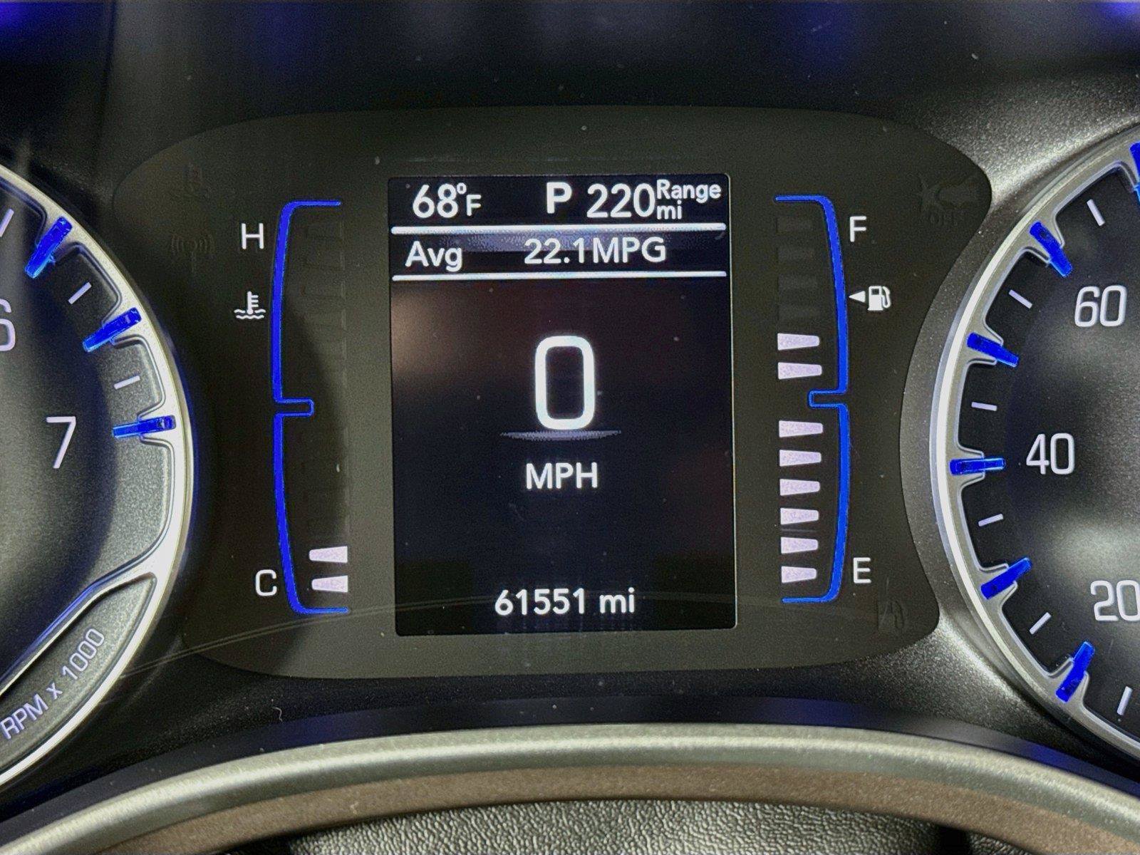 Used 2023 Chrysler Voyager LX FWD image 18
