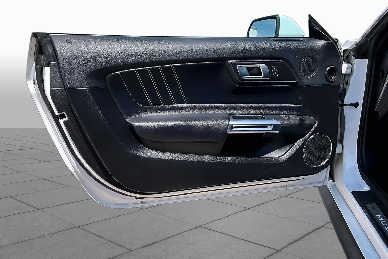Used 2022 Ford Mustang Premium RWD image 20