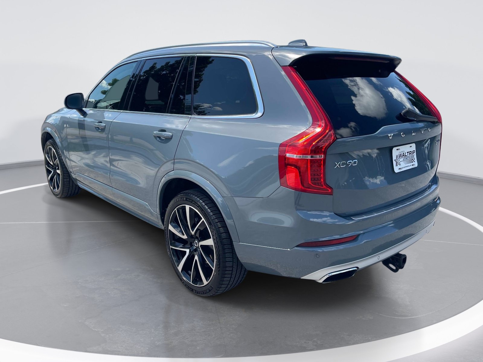 Used 2020 Volvo XC90 T6 Momentum w/ Protection Package Premier AWD/4WD image 7