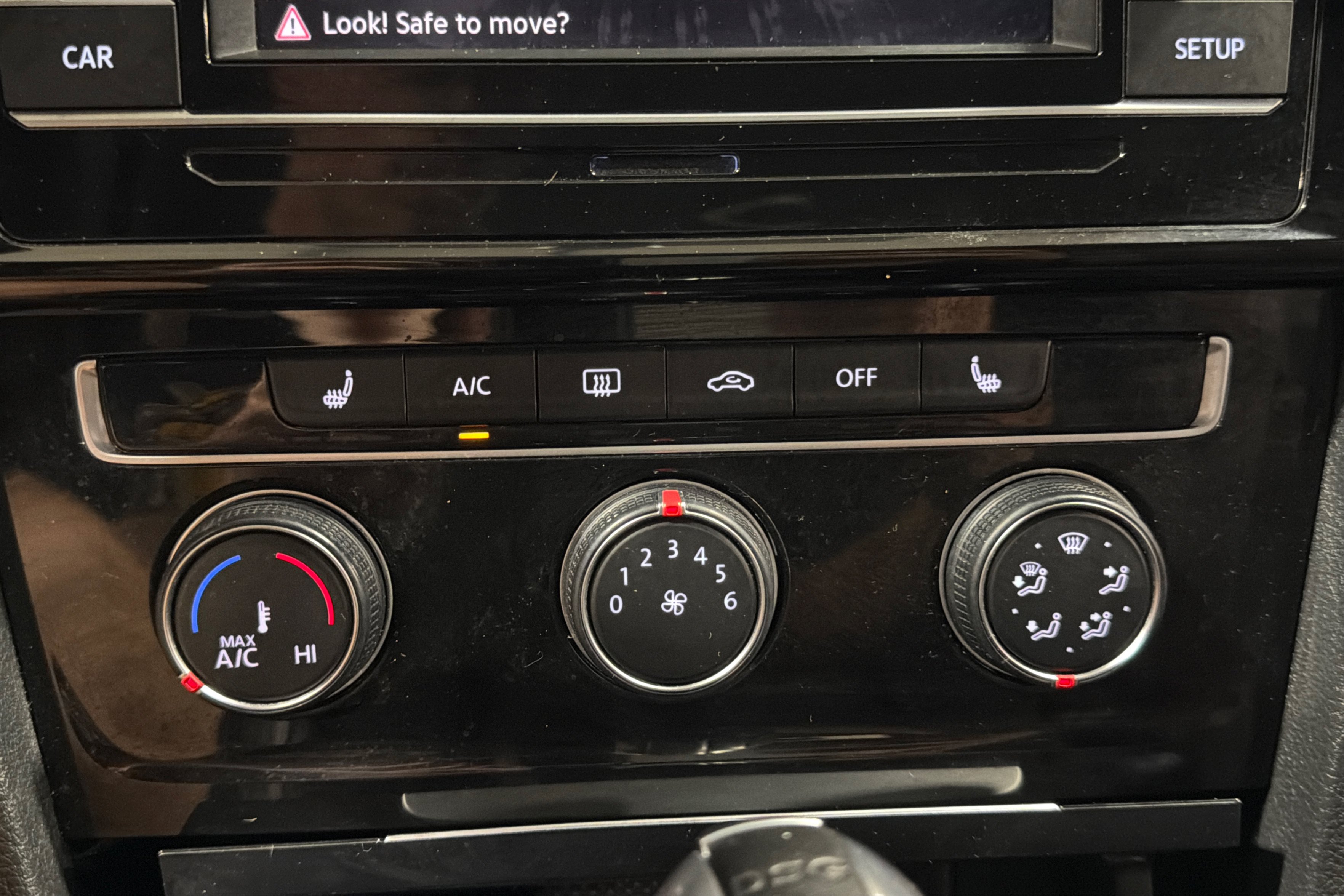 Used 2018 Volkswagen GTI S FWD image 31
