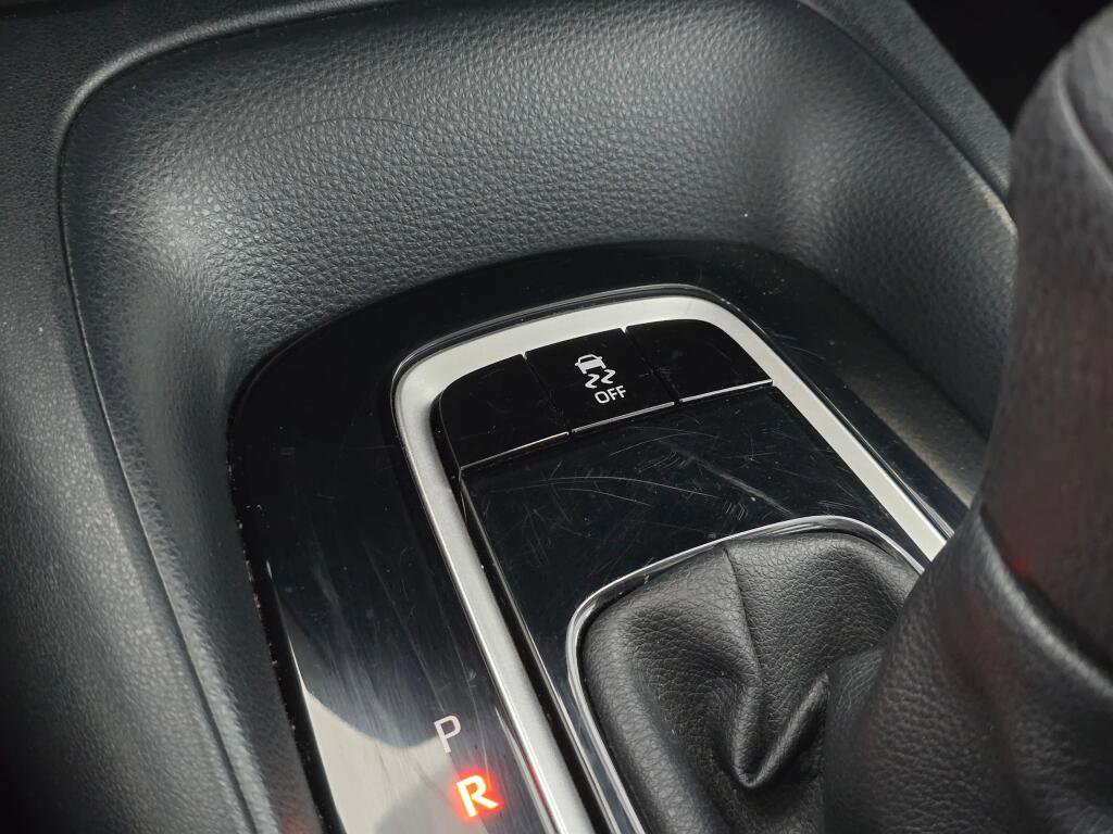 Used 2023 Toyota Corolla LE FWD image 34