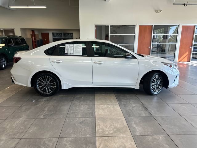 Used 2024 Kia Forte GT-Line w/ GT-Line Premium Package FWD image 12