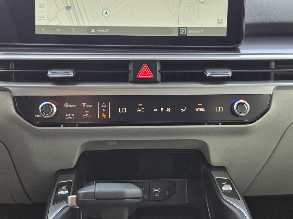 New 2026 Kia Sorento EX w/ EX Premium Package FWD image 16