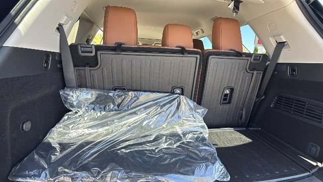New 2026 Nissan Pathfinder Platinum w/ Cargo Package AWD/4WD image 27