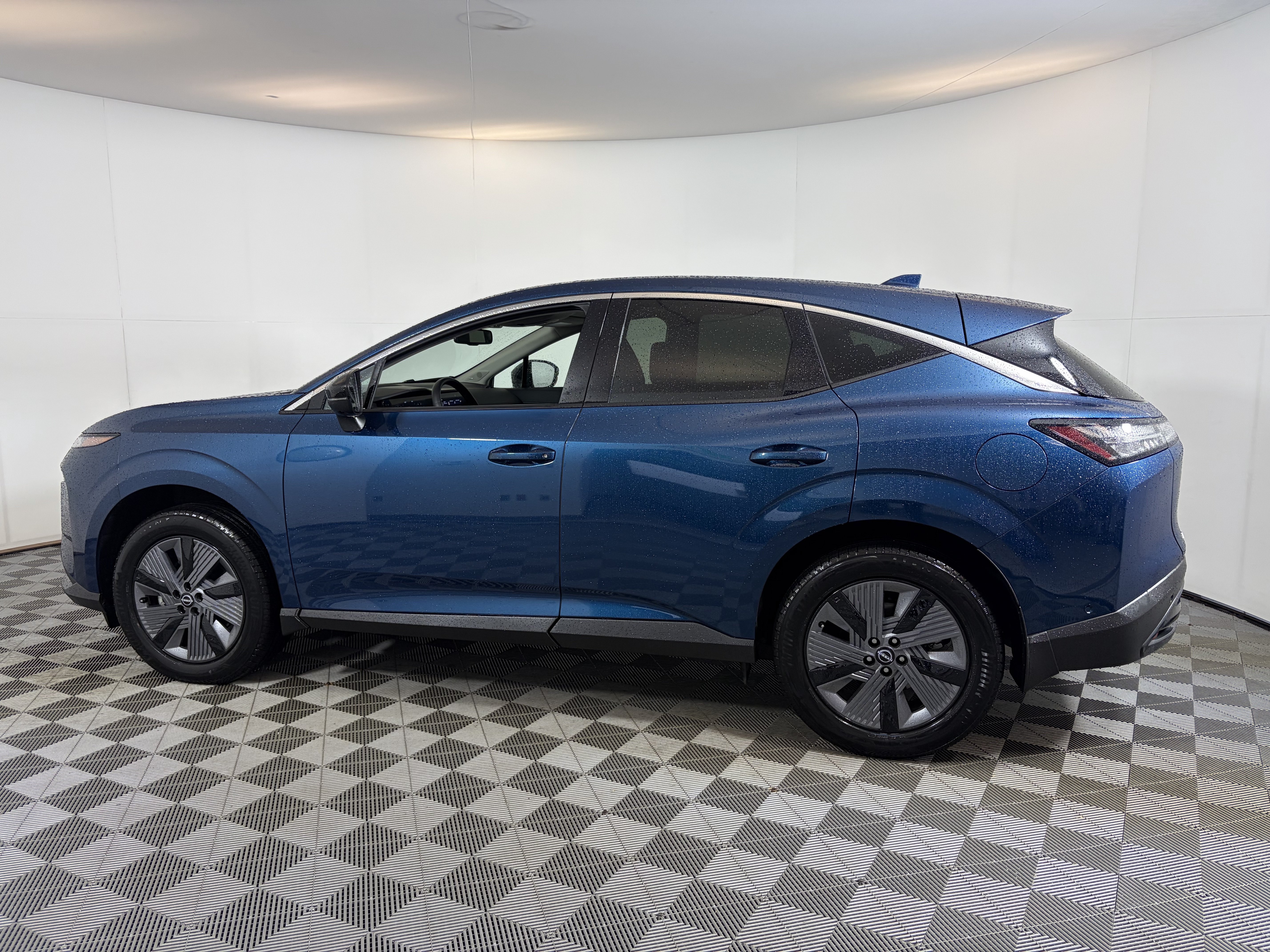 Certified 2025 Nissan Murano SL w/ Cargo Package AWD/4WD image 2
