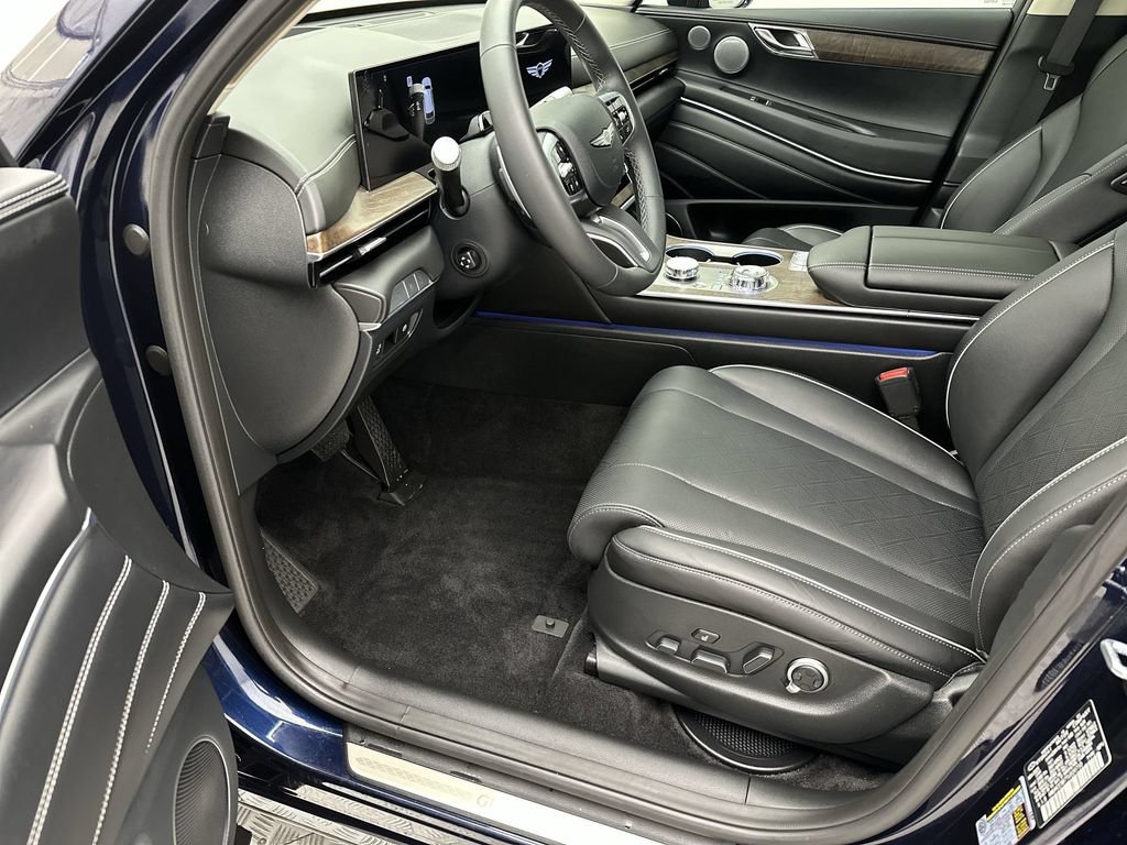 Used 2026 Genesis GV80 2.5T Prestige AWD/4WD image 11
