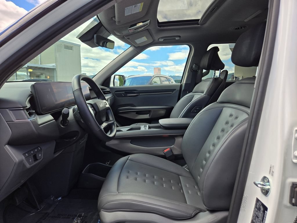 Certified 2024 Kia EV9 Wind AWD/4WD image 22