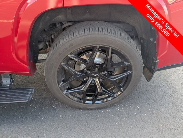 Used 2023 Toyota Sequoia Capstone AWD/4WD image 23