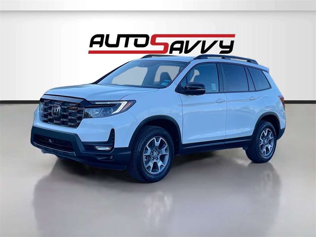 Used 2023 Honda Passport TrailSport image 3
