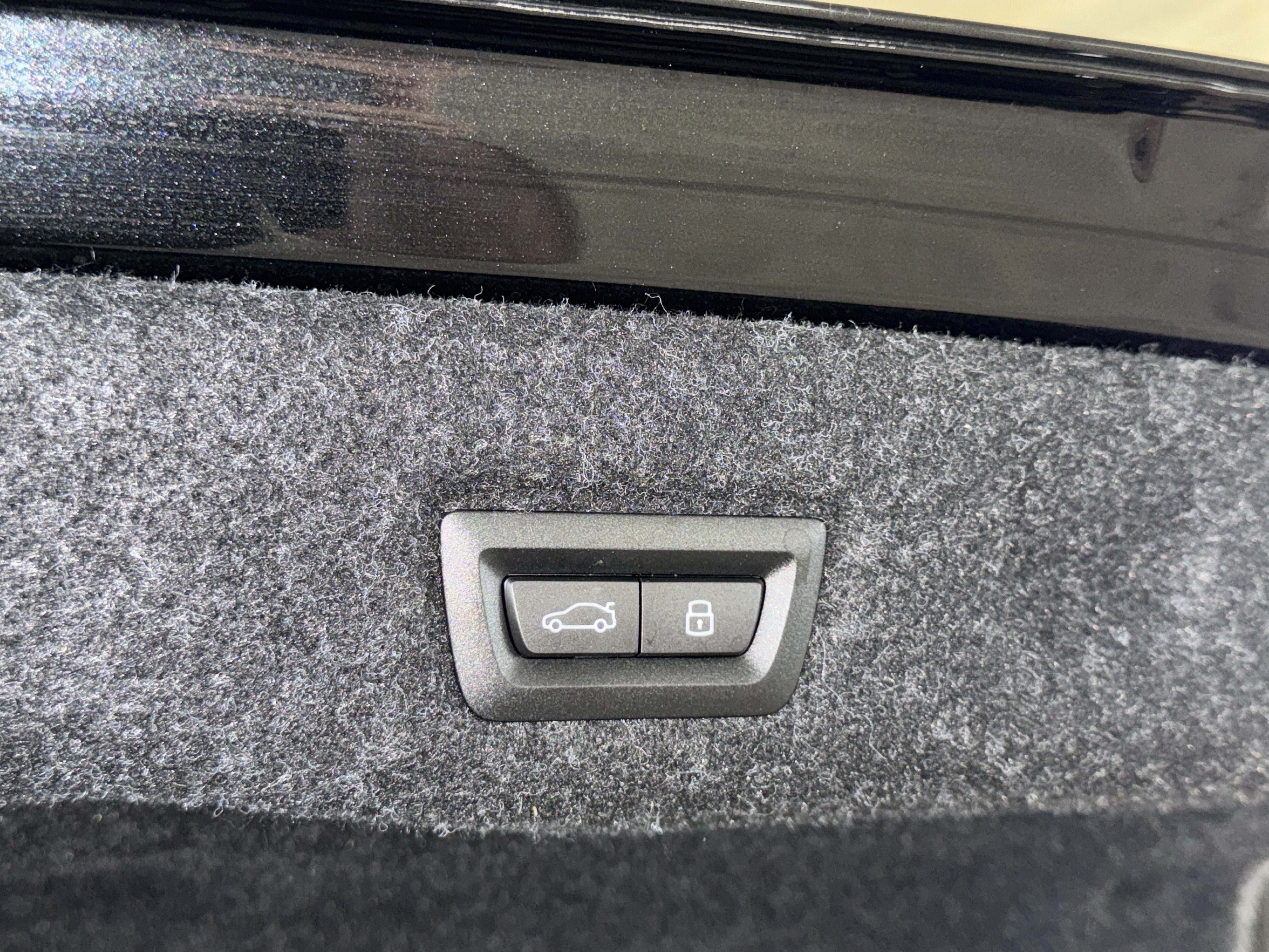 Certified 2025 BMW 530i xDrive AWD/4WD image 16