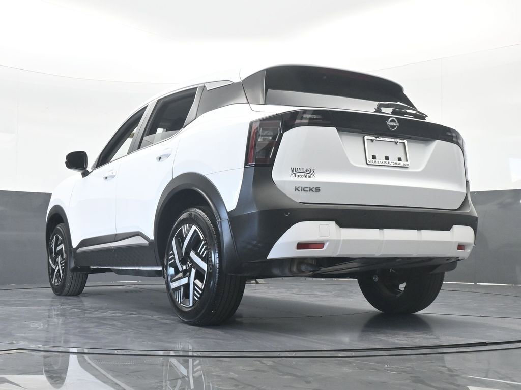 Used 2025 Nissan Kicks SV image 55