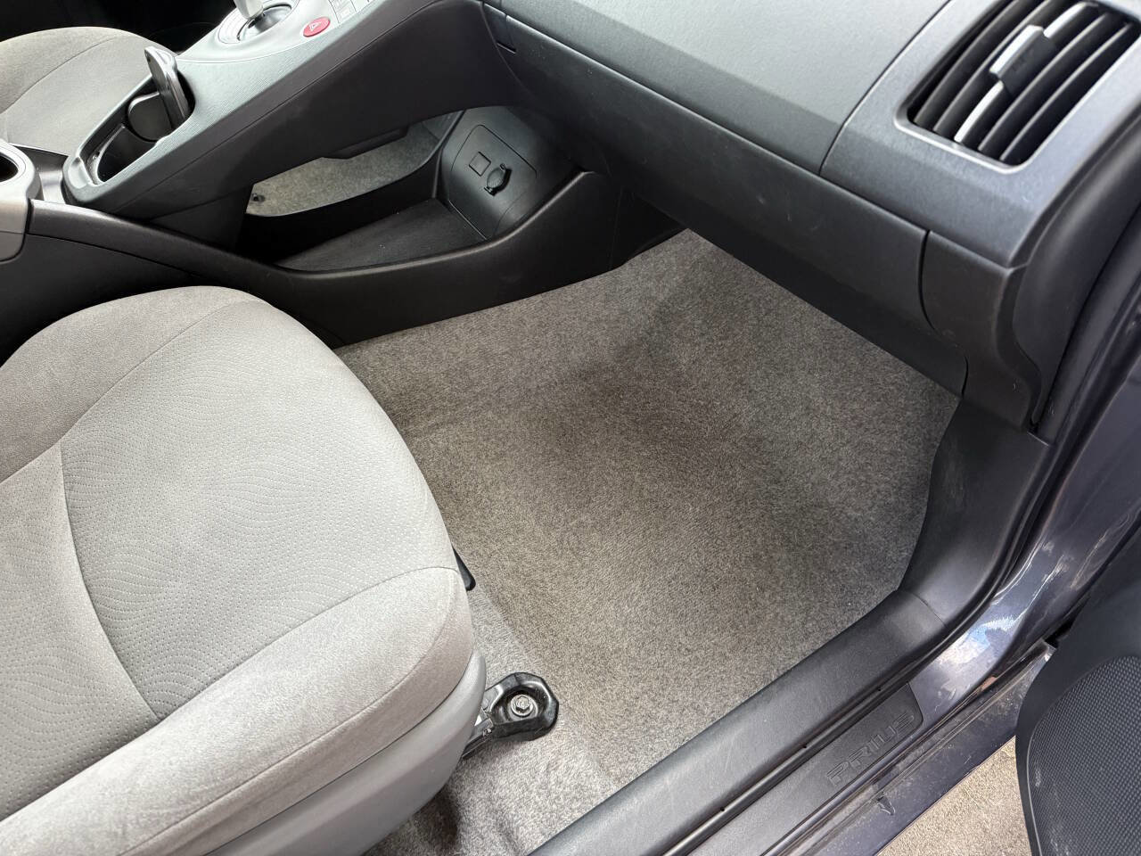 Used 2013 Toyota Prius Two FWD image 14