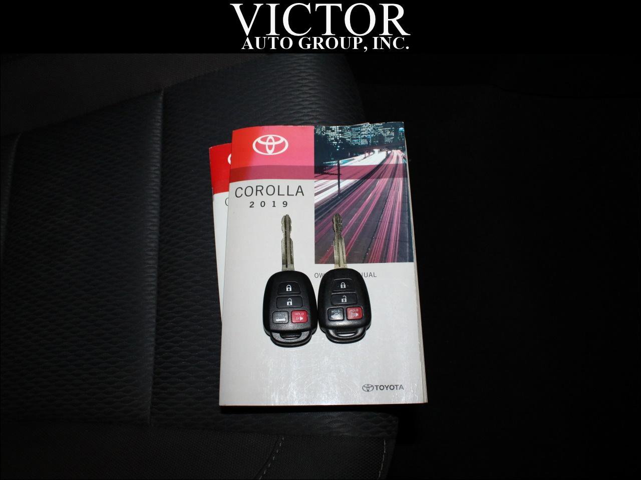 Used 2019 Toyota Corolla LE image 32