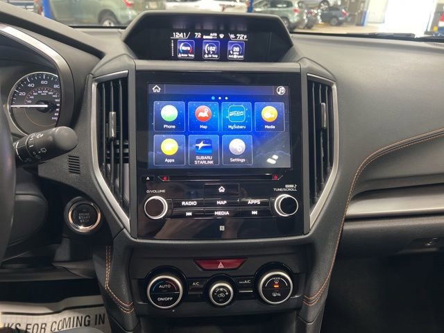 Certified 2022 Subaru Crosstrek 2.5i Limited w/ Moonroof Package 2 AWD/4WD image 8