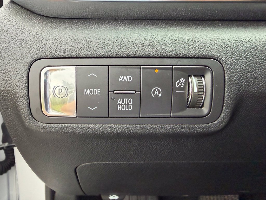 Used 2026 GMC Terrain Denali AWD/4WD image 19
