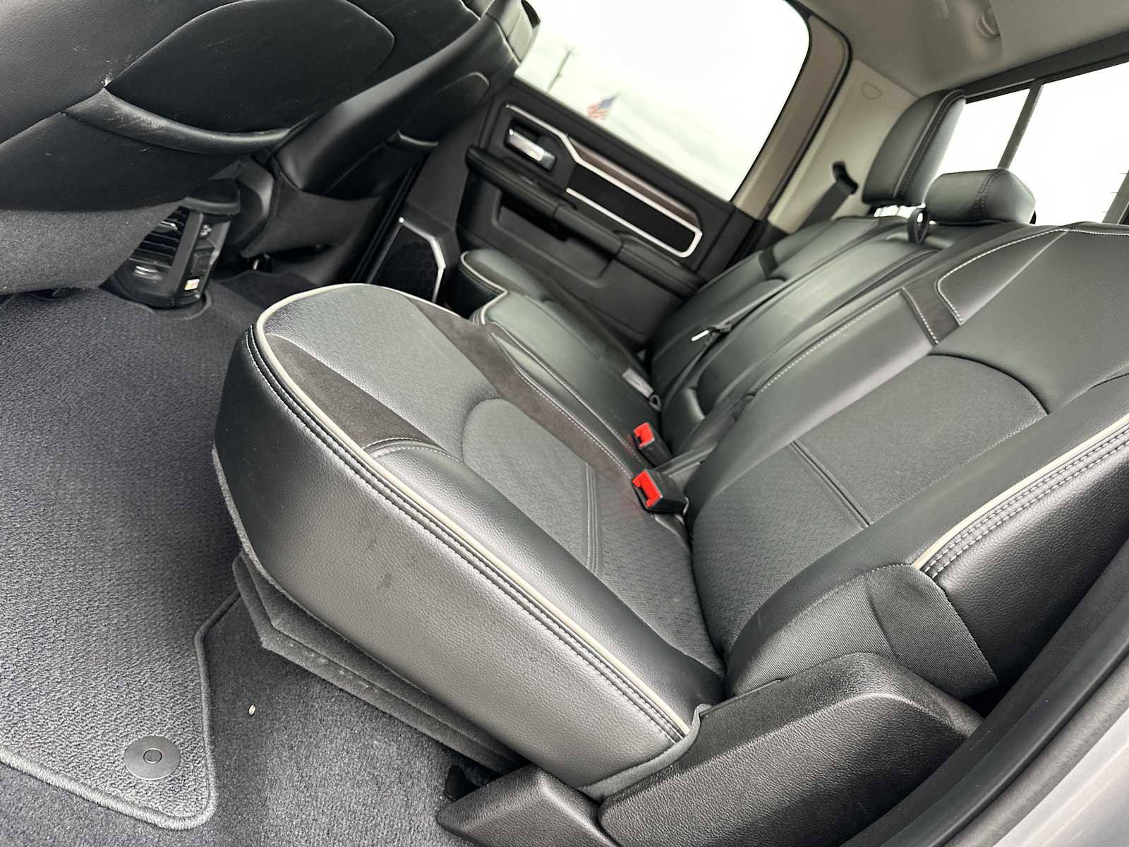 Used 2024 RAM 2500 Laramie w/ Safety Group AWD/4WD image 22