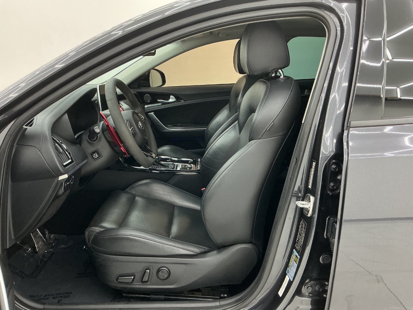 Used 2019 Kia Stinger Premium AWD/4WD image 14
