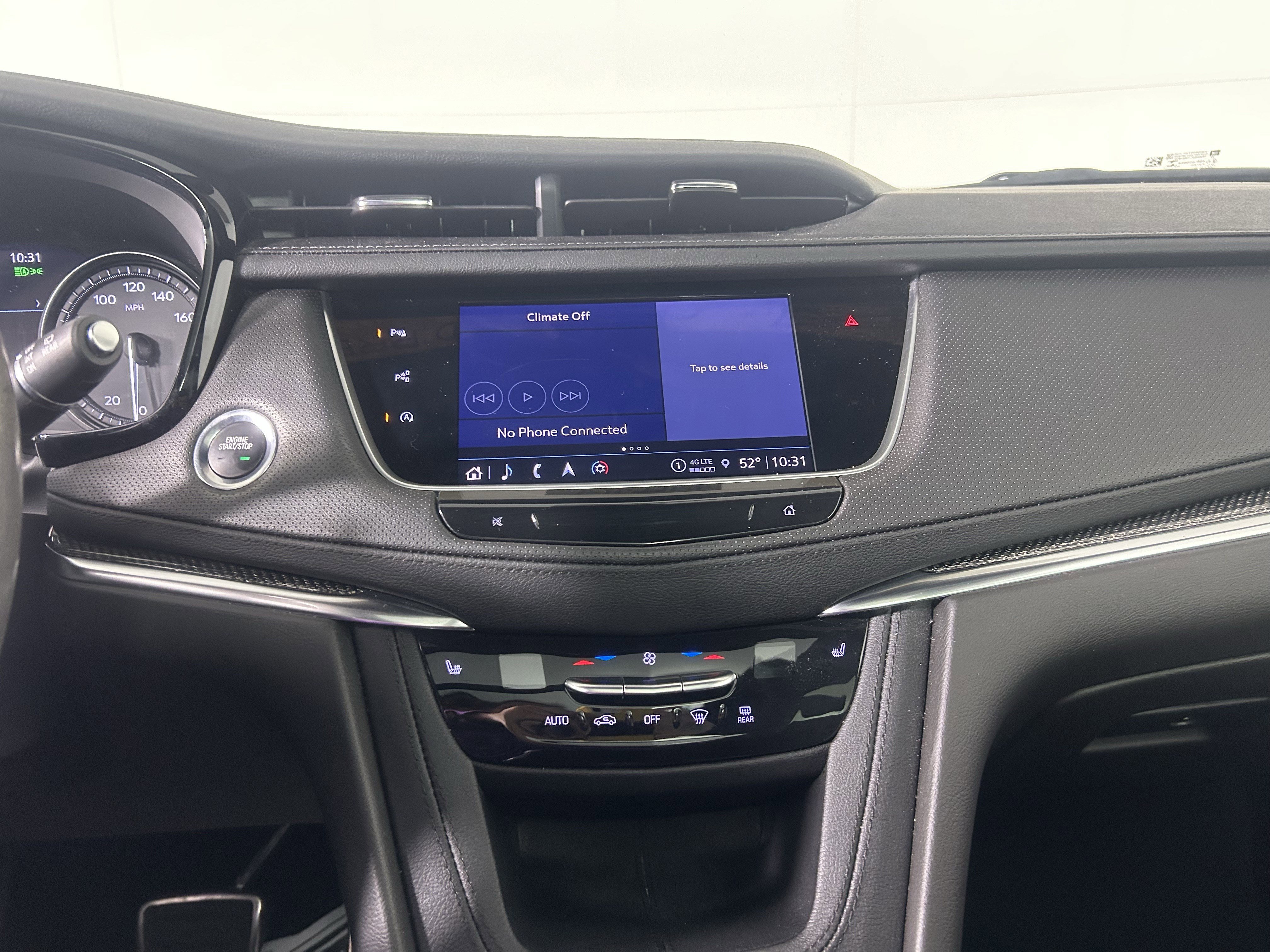 Used 2022 Cadillac XT5 Sportv w/ Technology Package image 29