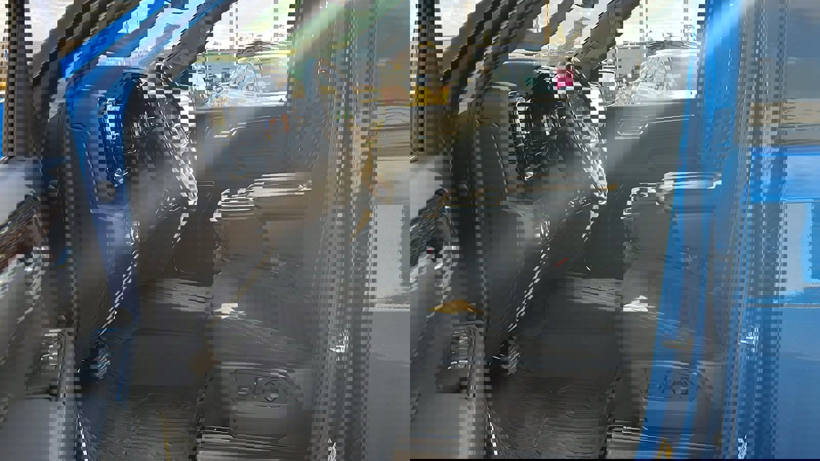 Used 2023 GMC Sierra 1500 Elevation image 11