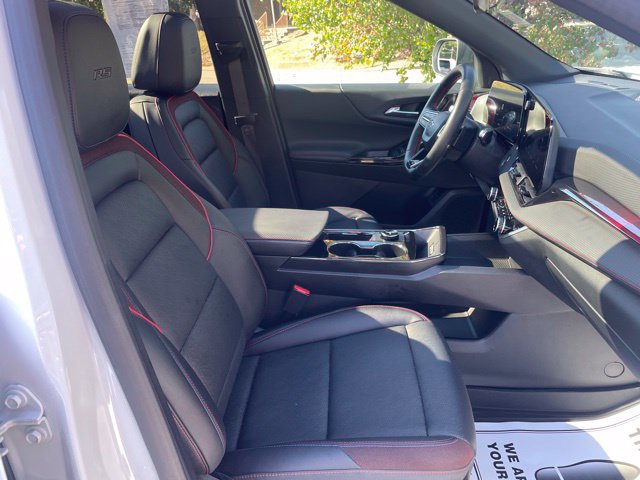 Used 2025 Chevrolet Equinox RS w/ Convenience Package III FWD image 35