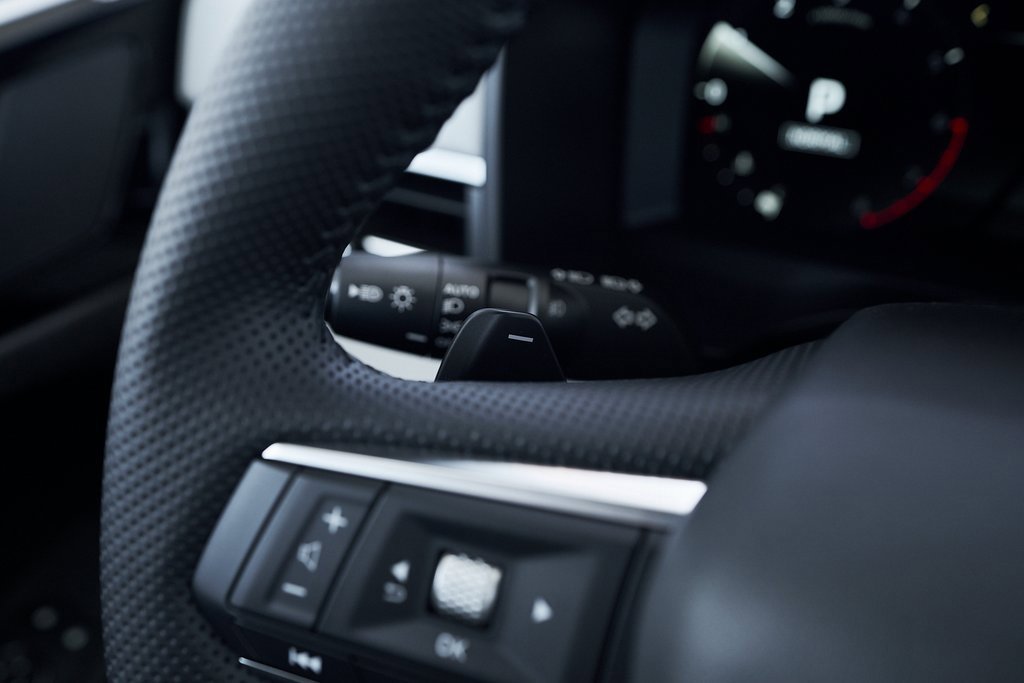 New 2025 Mitsubishi Outlander SE image 35