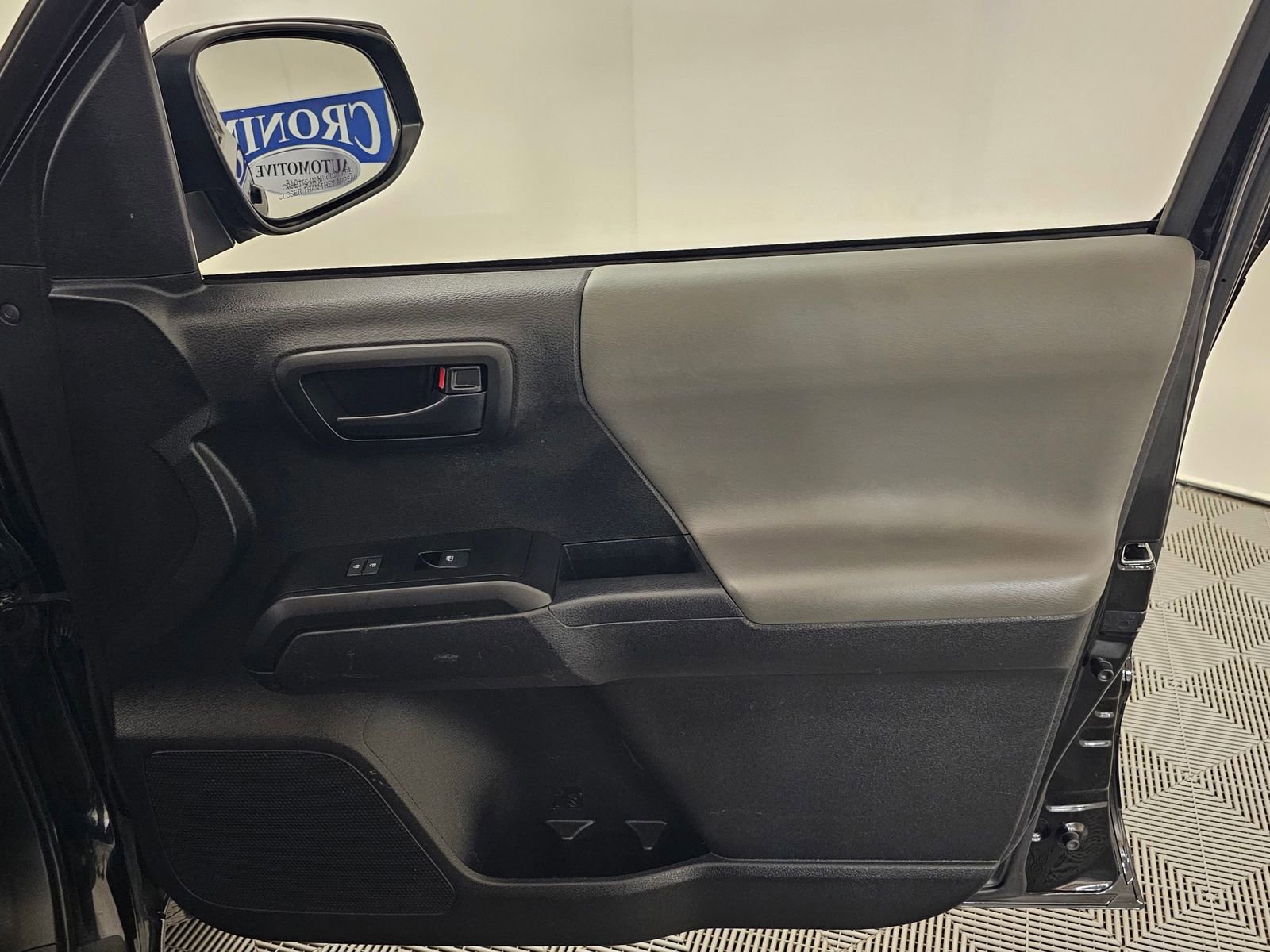 Used 2023 Toyota Tacoma SR image 30