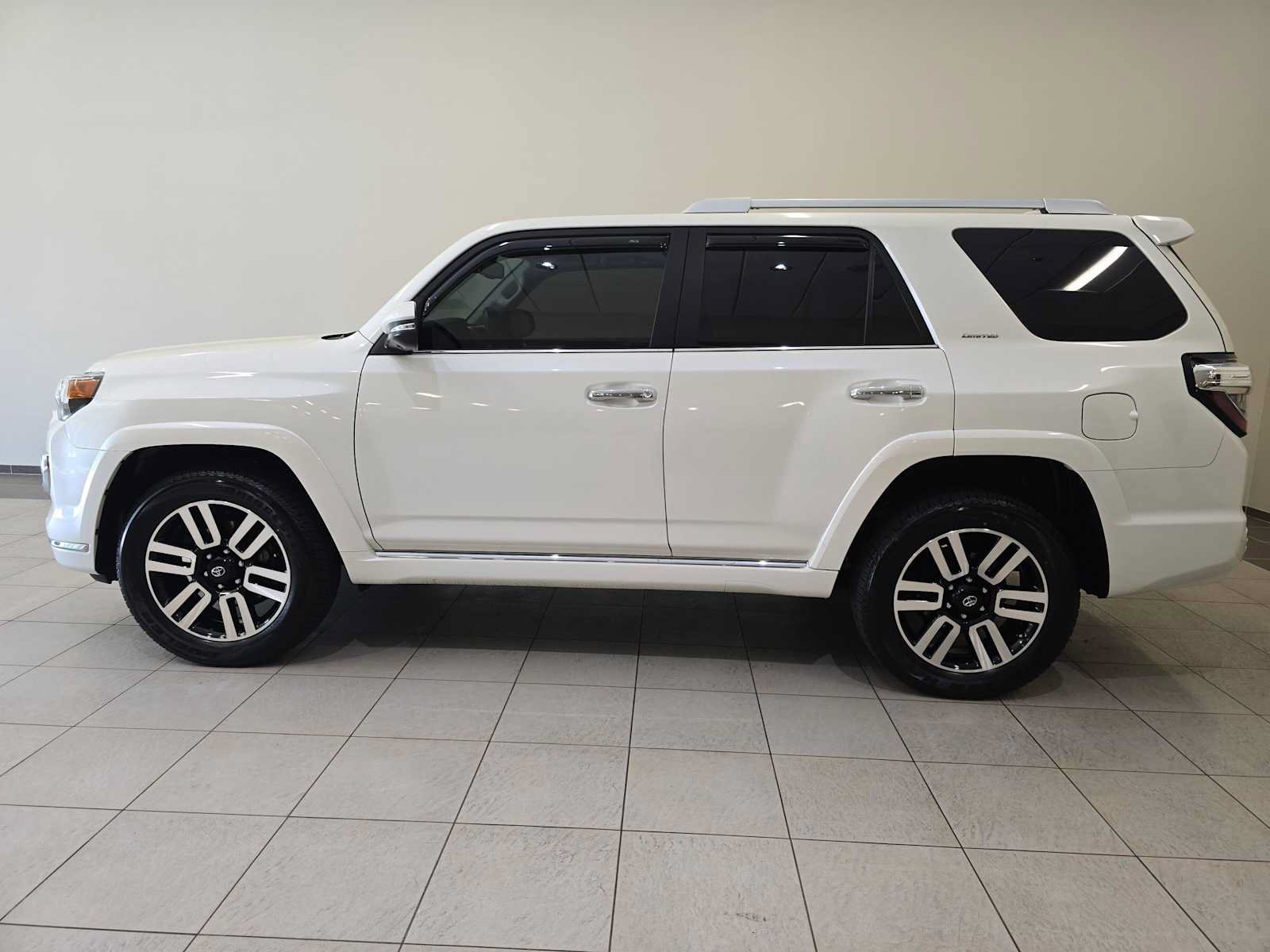 Certified 2023 Toyota 4Runner Limited AWD/4WD image 3