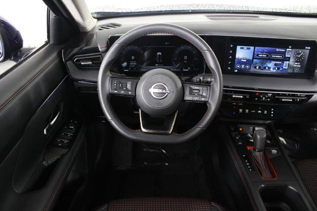 Certified 2025 Nissan Kicks SR FWD image 7