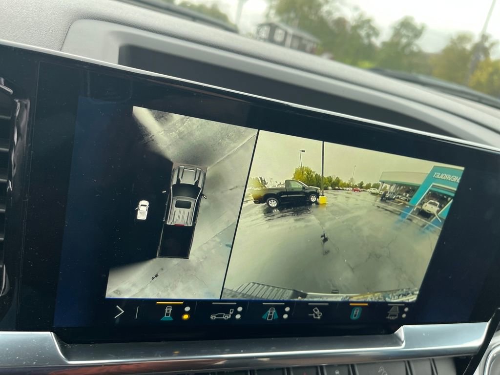 Used 2024 Chevrolet Silverado 2500 High Country w/ High Country Premium Package image 14