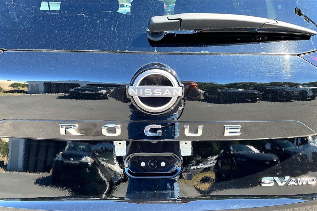 Used 2023 Nissan Rogue SV AWD/4WD image 26