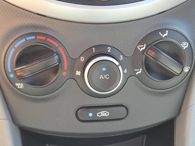 Used 2014 Hyundai Accent GS FWD image 5
