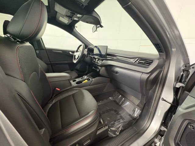 Used 2023 Ford Escape ST-Line Select w/ Tech Pack #2 image 11