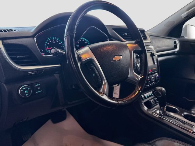 Used 2017 Chevrolet Traverse LT FWD image 10