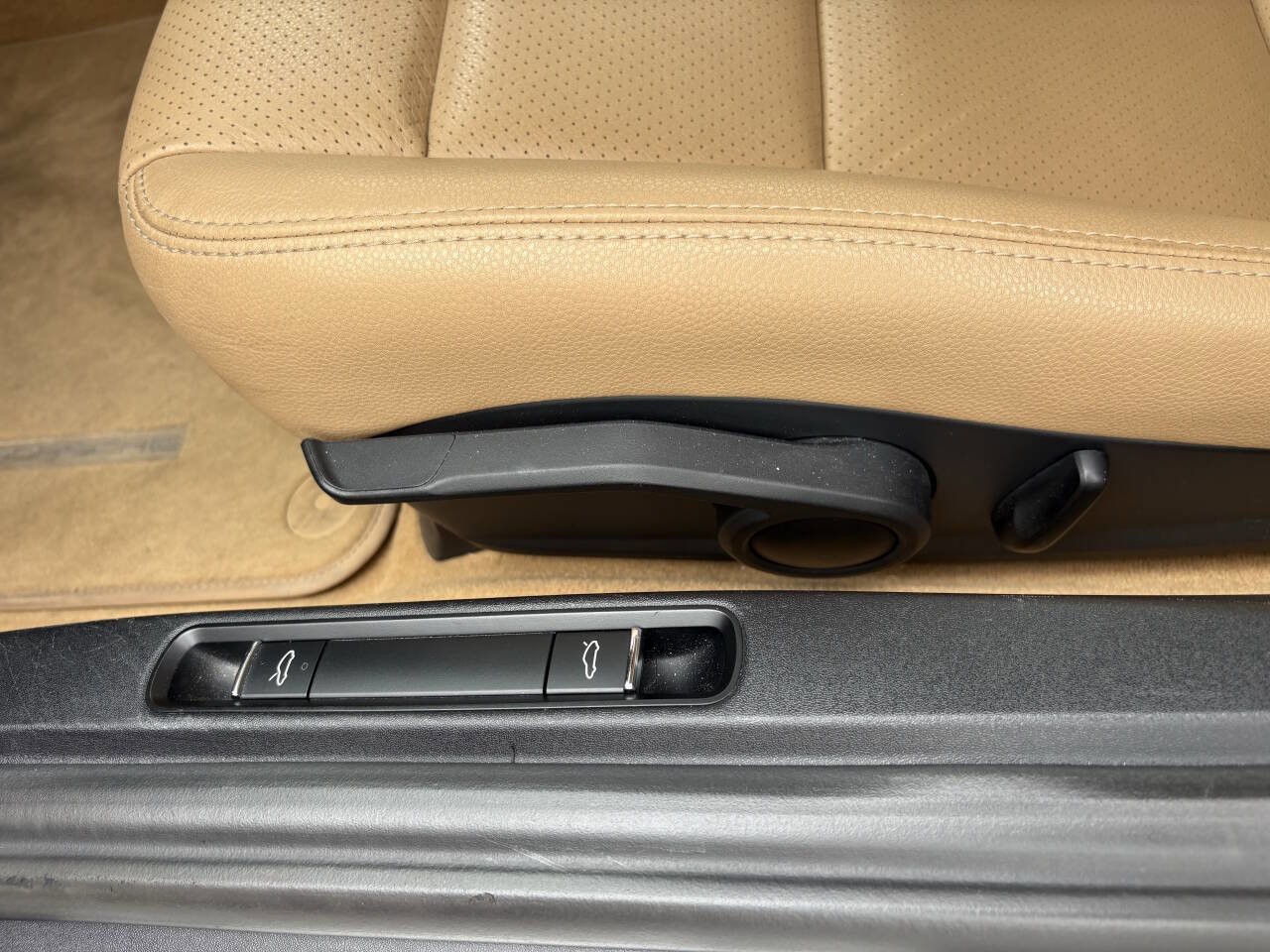 Used 2015 Porsche Cayman S image 29