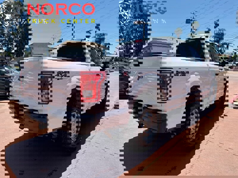 Used 2015 Ford F150 XL w/ Equipment Group 101A Mid image 9