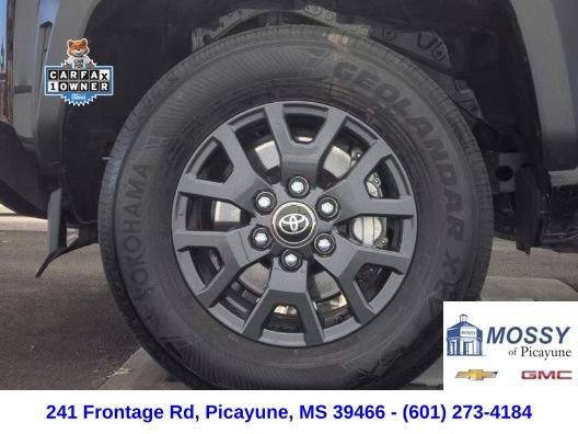 Used 2025 Toyota 4Runner 4WD image 5