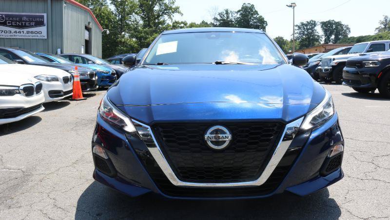 Used 2020 Nissan Altima 2.5 SR FWD image 2