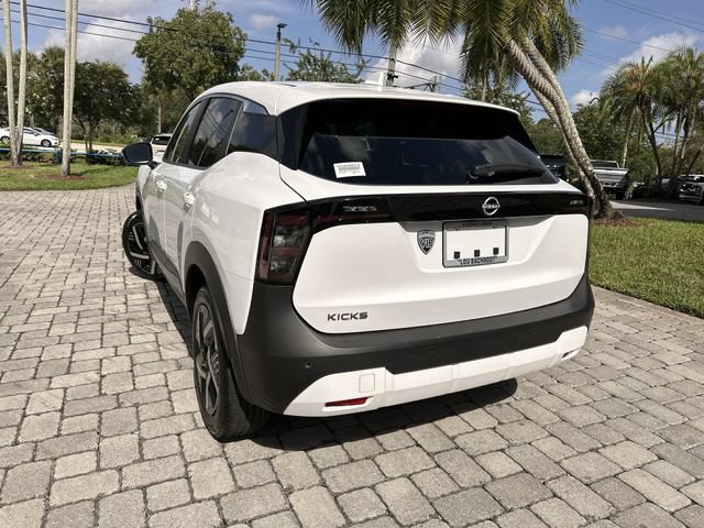 Used 2025 Nissan Kicks SV FWD image 12