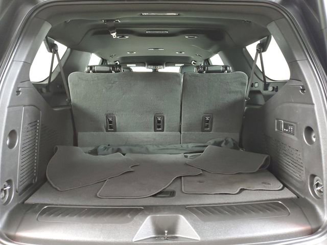 Used 2022 GMC Yukon XL SLT w/ SLT Luxury Package RWD image 8