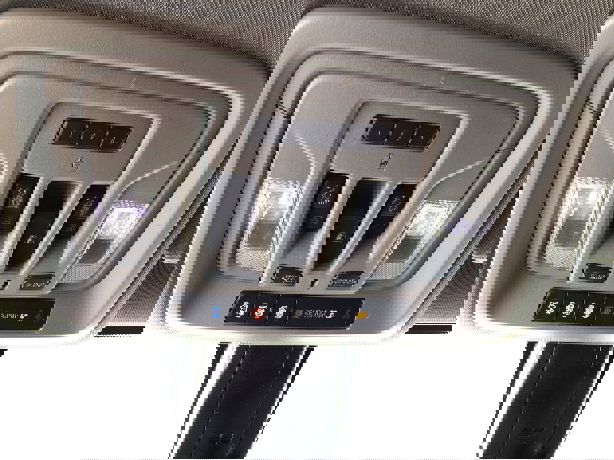 Used 2023 GMC Sierra 3500 Denali w/ Denali Ultimate Package image 24