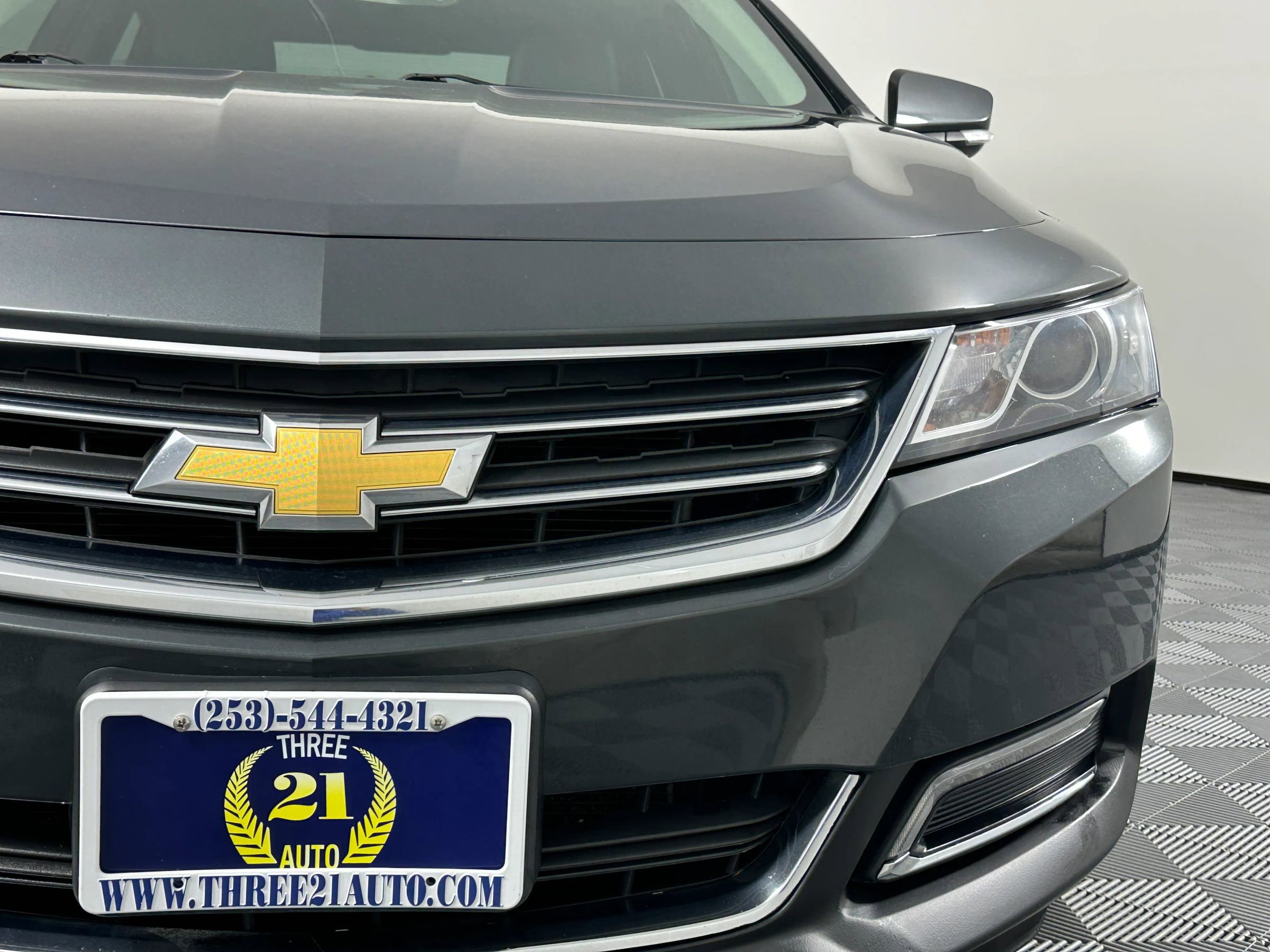 Used 2019 Chevrolet Impala LT w/ LT Convenience Package image 5