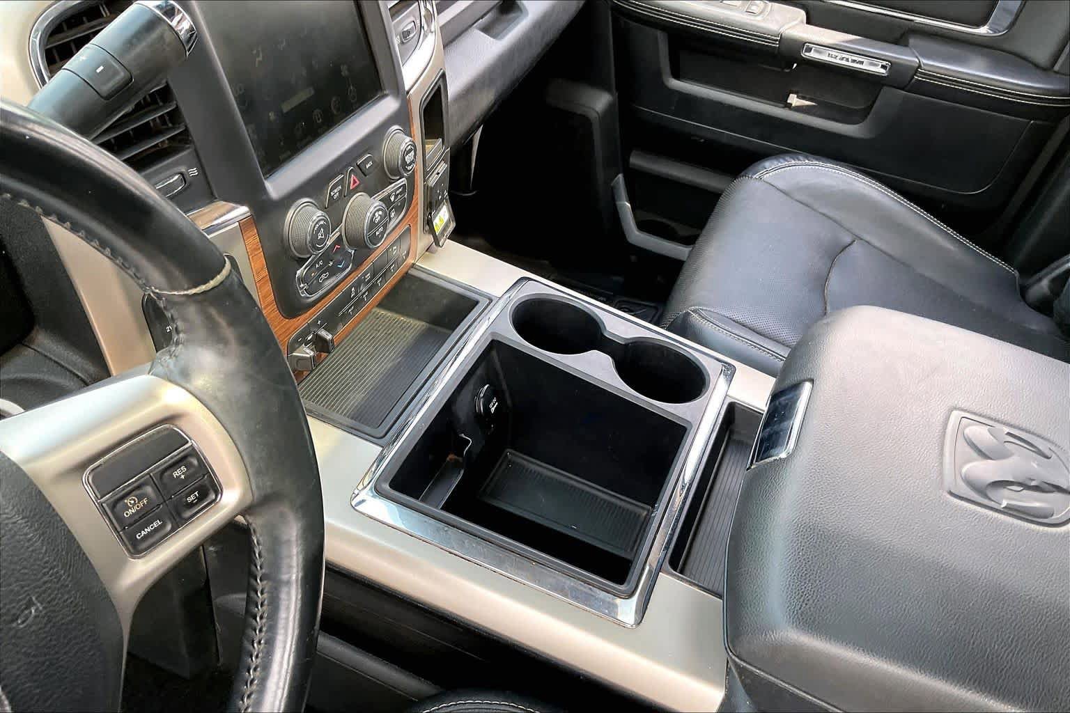 Used 2014 RAM 2500 Laramie w/ Convenience Group AWD/4WD image 15