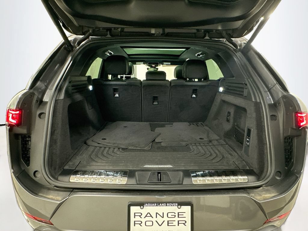 Used 2025 Land Rover Range Rover Sport Dynamic SE AWD/4WD image 27