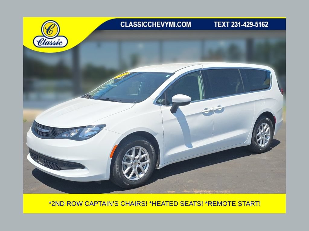 Used 2023 Chrysler Voyager LX FWD image 1