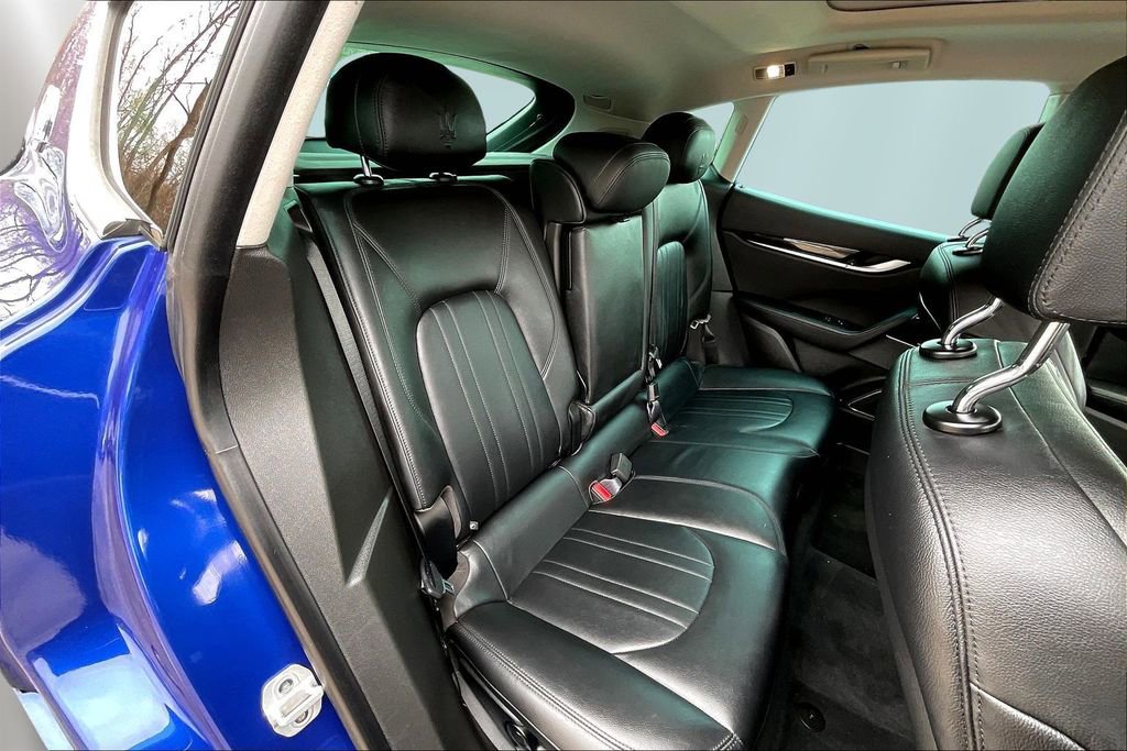 Used 2019 Maserati Levante image 23