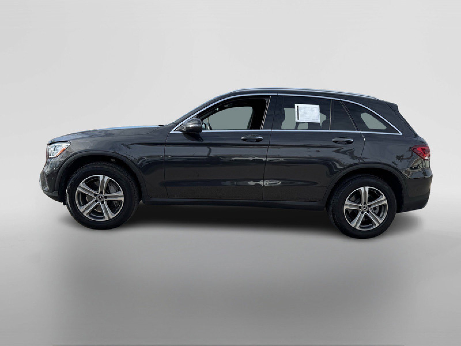 Certified 2022 Mercedes-Benz GLC 300 image 2