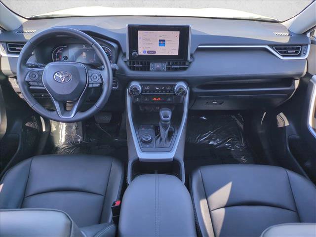 Used 2025 Toyota RAV4 XLE Premium w/ Weather Package AWD/4WD image 18